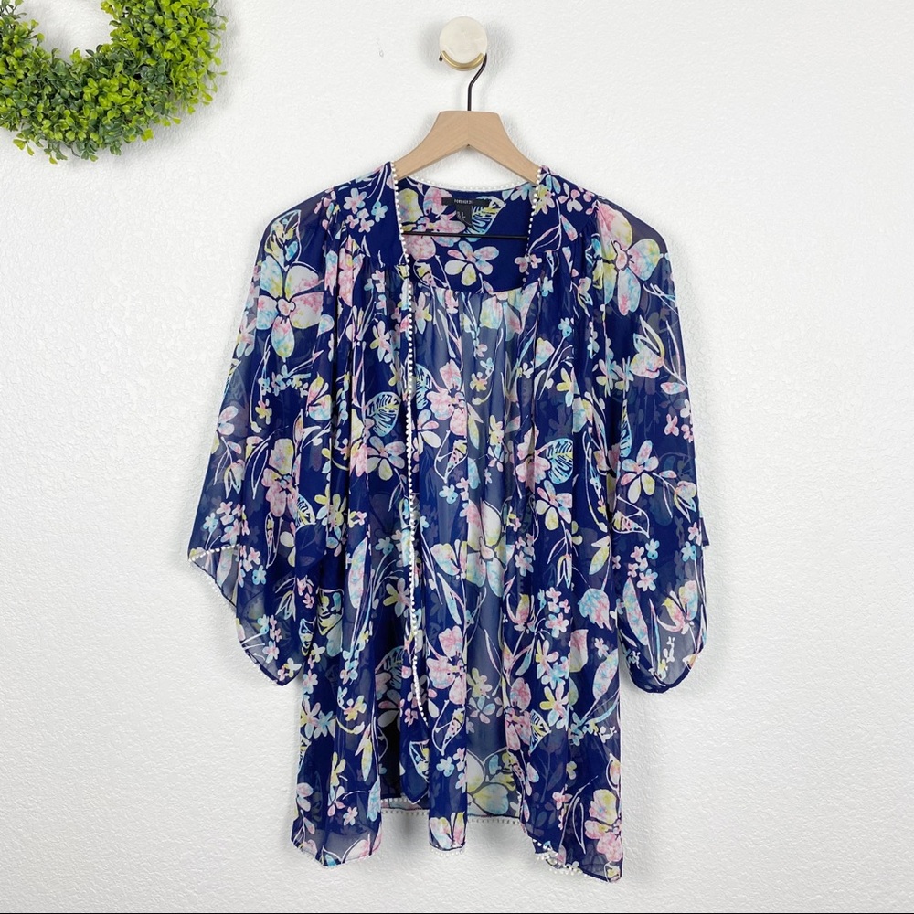 🌿 F21 Blue Floral White Pom Pom Trim Kimono Wrap